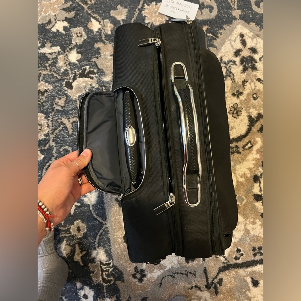 Tumi 'Arrive - LaGuardia' Wheeled Briefcase - Picture 4 of 9